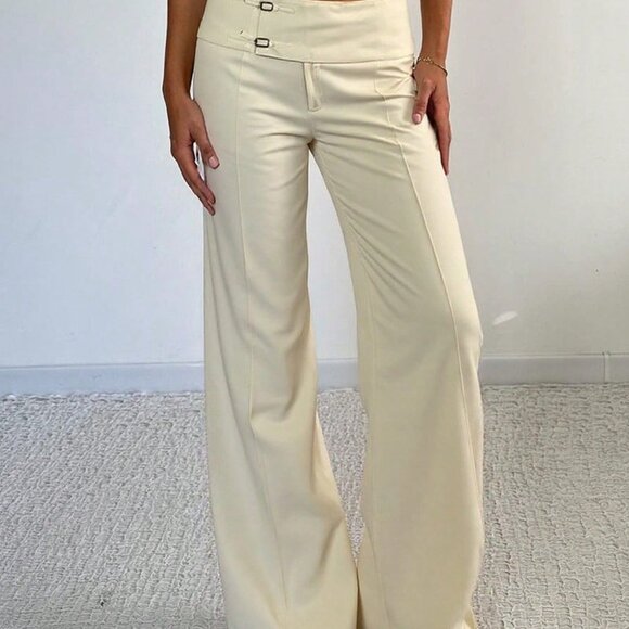 Beige Elegant Women's Flared Cargo Pants - Picture 7 of 8